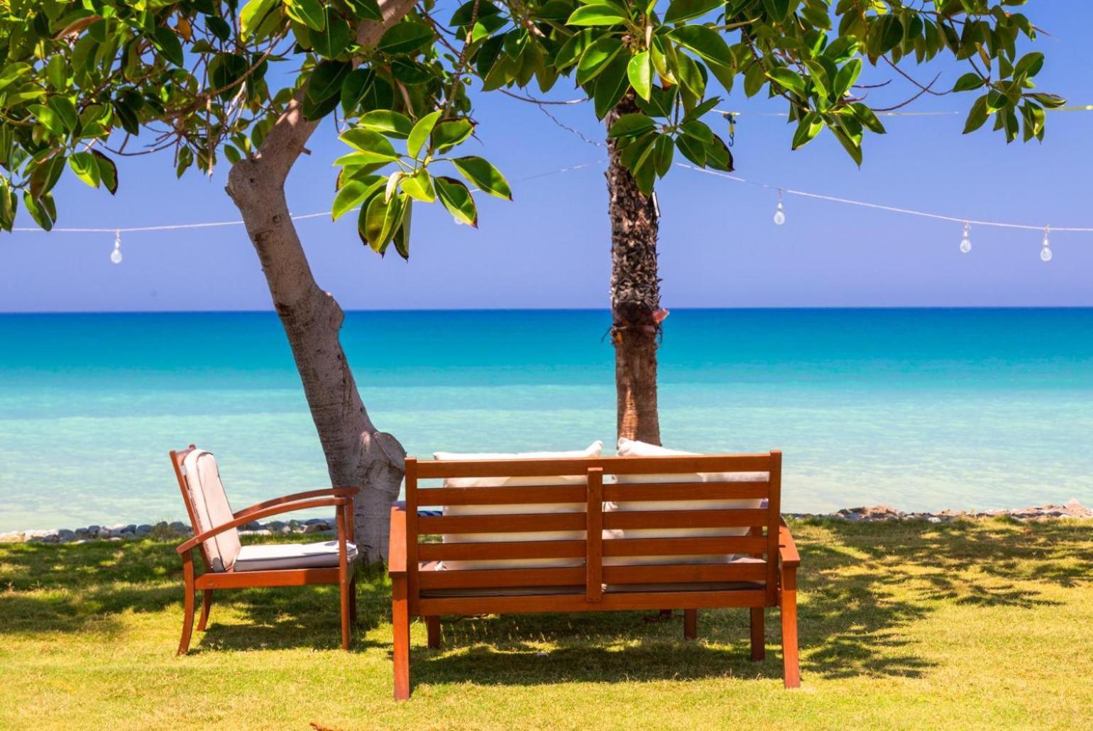Villa Eleni Coral Bay Luaran gambar