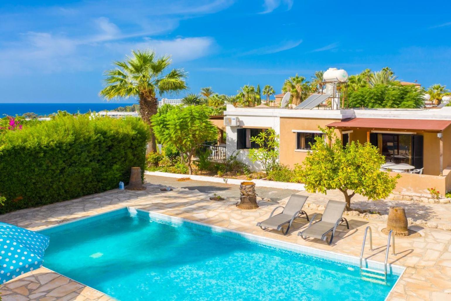 Villa Eleni Coral Bay Luaran gambar